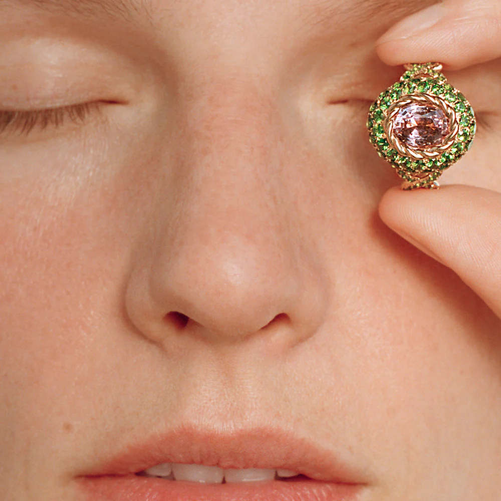 Lily The Pink Ring - Image 3